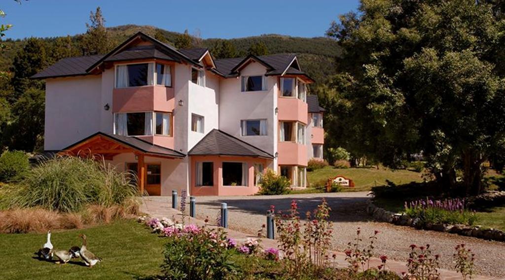Aparthotel Rupu Pehuen San Carlos de Bariloche Esterno foto